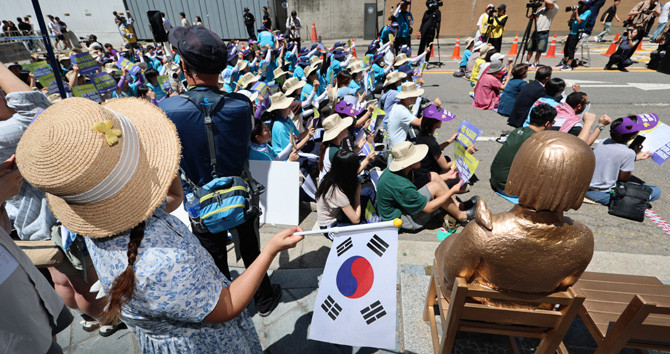 81주년 광복절을 맞은 15일 서울 도심 곳곳에서 대규모 집회·행진이 예고돼 있다. ⓒ 연합뉴스