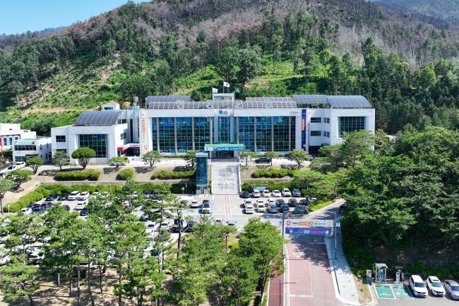 청송군청 전경. ⓒ 청송군