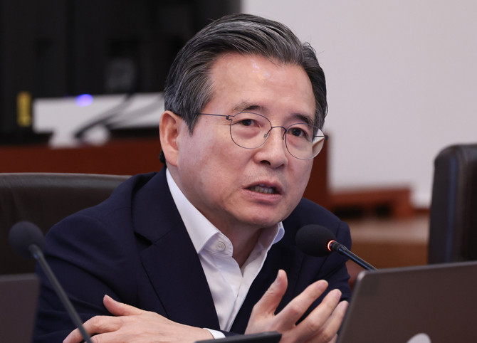 김용범 청와대 정책실장이 지난달 31일 사의를 표명했고, 이 대통령은 1일 사표를 수리했다. ⓒ 연합뉴스