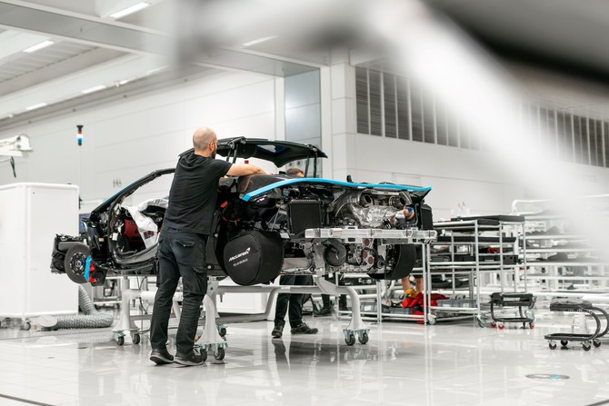 맥라렌 프로덕션 센터(McLaren Production Centre). ⓒ 맥라렌 오토모티브
