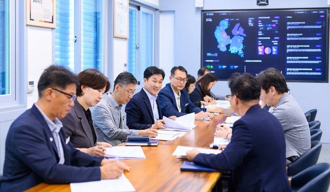남해군이 유휴시설 사전검토 심의회의를 실시하고 있다. ⓒ 남해군