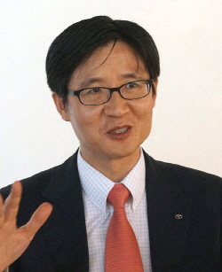  토요타 부산 최병인 동일모터스 사장. = 전훈식 기자