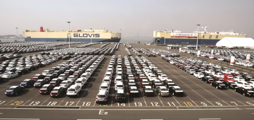  소비도시였던 광주는 자동차 등 산업의 생산을 강화, 수출선도형 생산도시로 탈바꿈했다. ⓒ 기아자동차