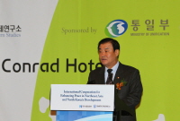 강창희 국회의장은 동북아 평화를 위해 남북한 경제협력이 조속히 진행되어야 한다고 밝혔다. &copy; 국회대변인실