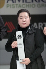 코베아 강혜근 회장은 가스히터&lsquo;기가썬&rsquo;으로 이스포박람회(ISPO MUNICH 2014) 골드위너상을 수상했다. &copy; 코베아