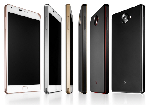  팬택은 베가 아이언2를 내놓는 등 회생 노력을 지속하고 있으나 이통사 출자전환이라는 큰 고비를 맞이하고 있다. ⓒ 팬택