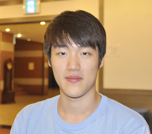 김동환 학생은